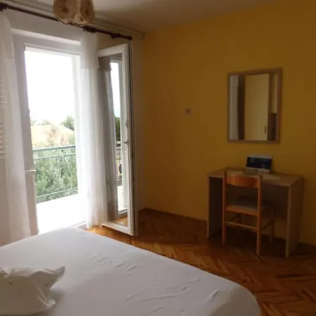 Apartmani Stipan Brela Exterior photo