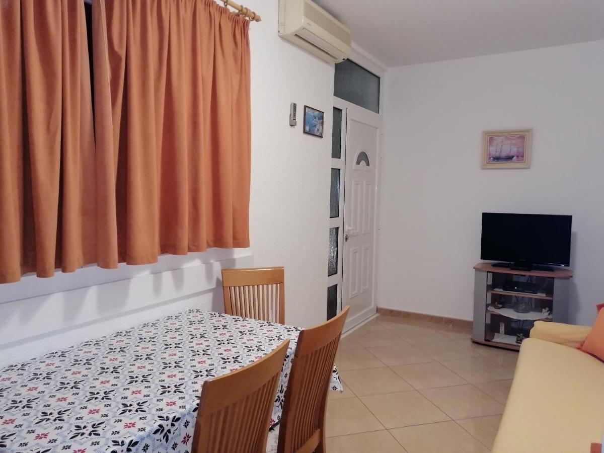 Apartment Stipan Brela