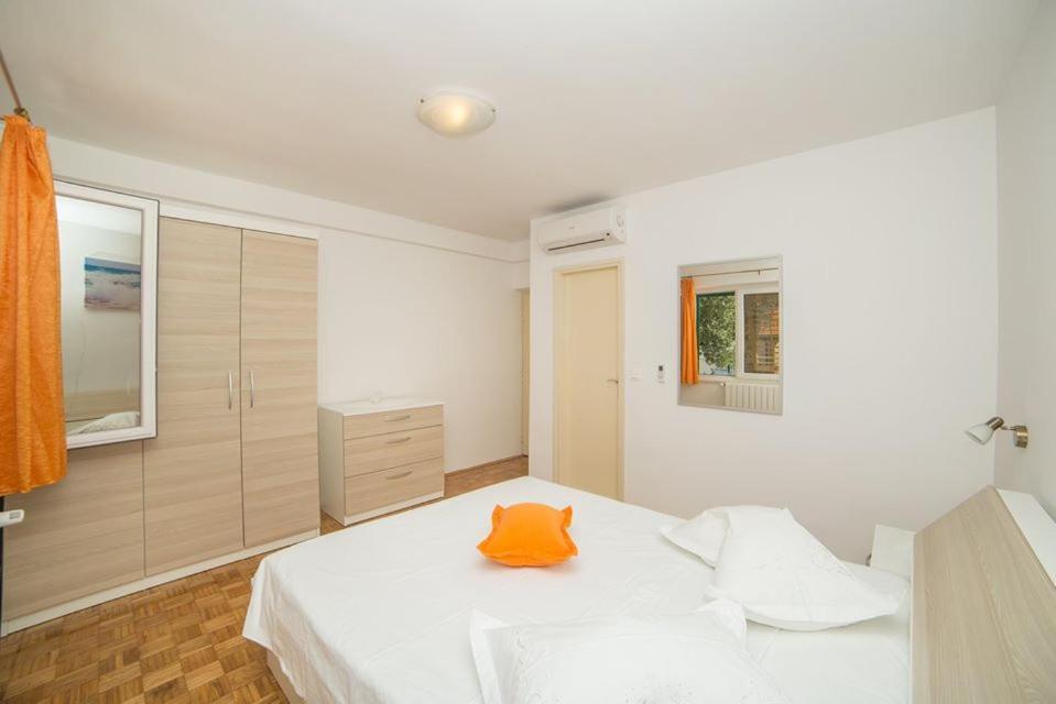Apartment Stipan Brela